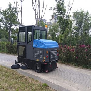 JH-2000-全封闭式电动扫地车