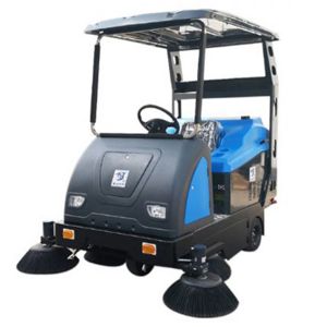 JH-1750喷水驾驶扫地车